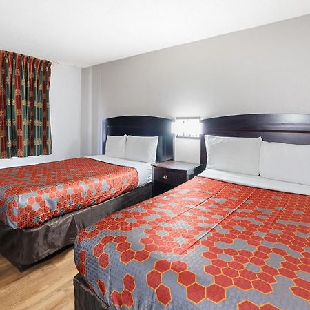Red Carpet Inn Philadelphia Airport Lester Extérieur photo